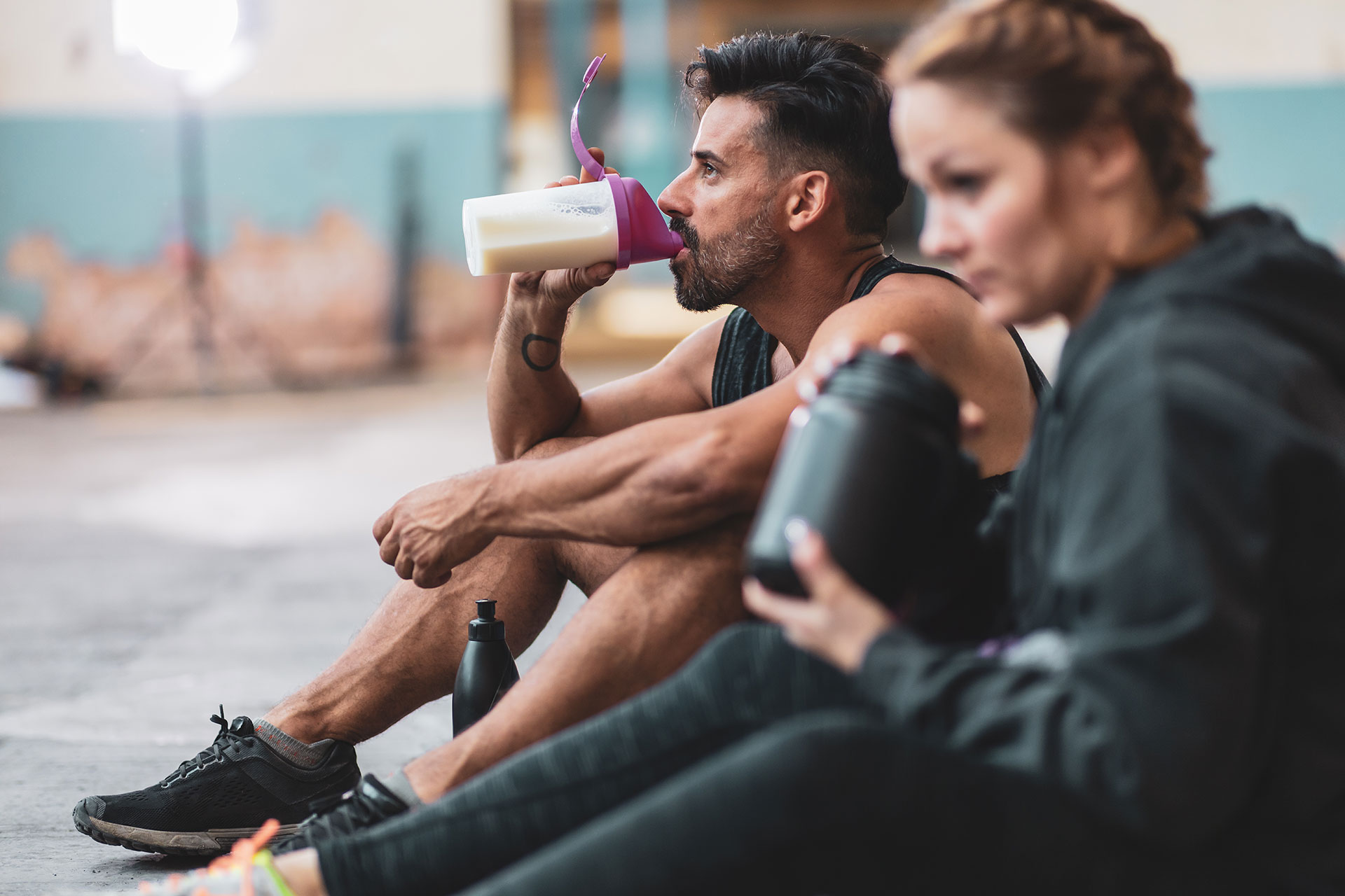 li-man-drinking-protein-shake-986619670-dbdeec8fc6.jpg